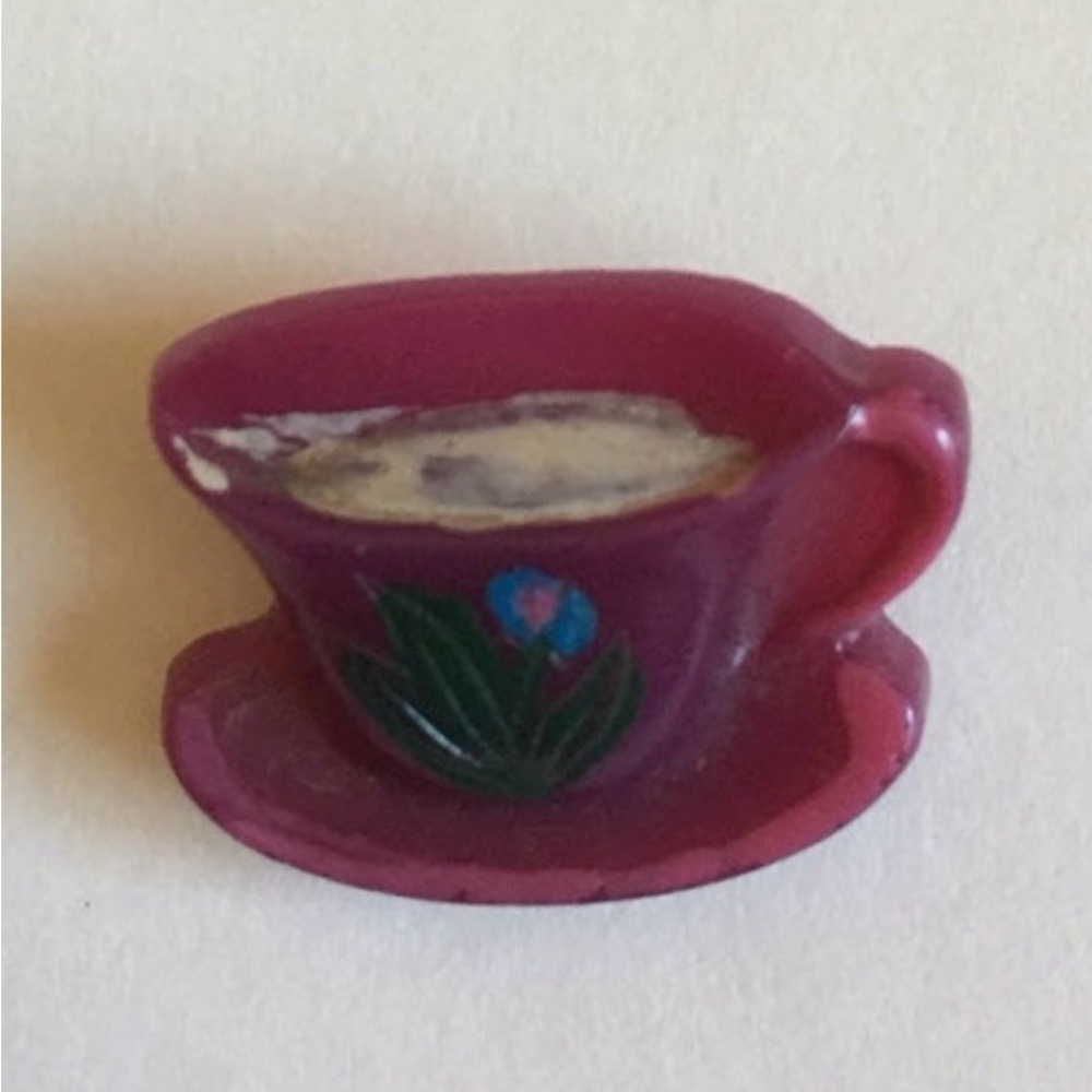 Vintage Rare Button Teacup Plastic Hand Painted 1940s for button pin jewelry